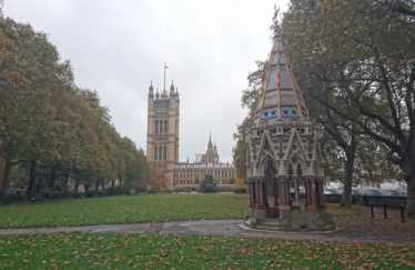 Victoria Square Gardens