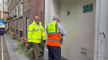 Delivering a clean city: Leader joins the fight against graffiti